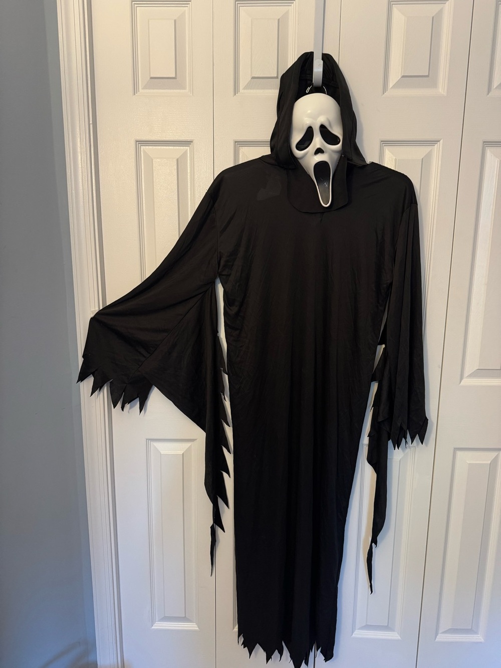 Ghost Face Kids Costume XL (14-16) 2017 Scream youth teen Halloween horror scary
